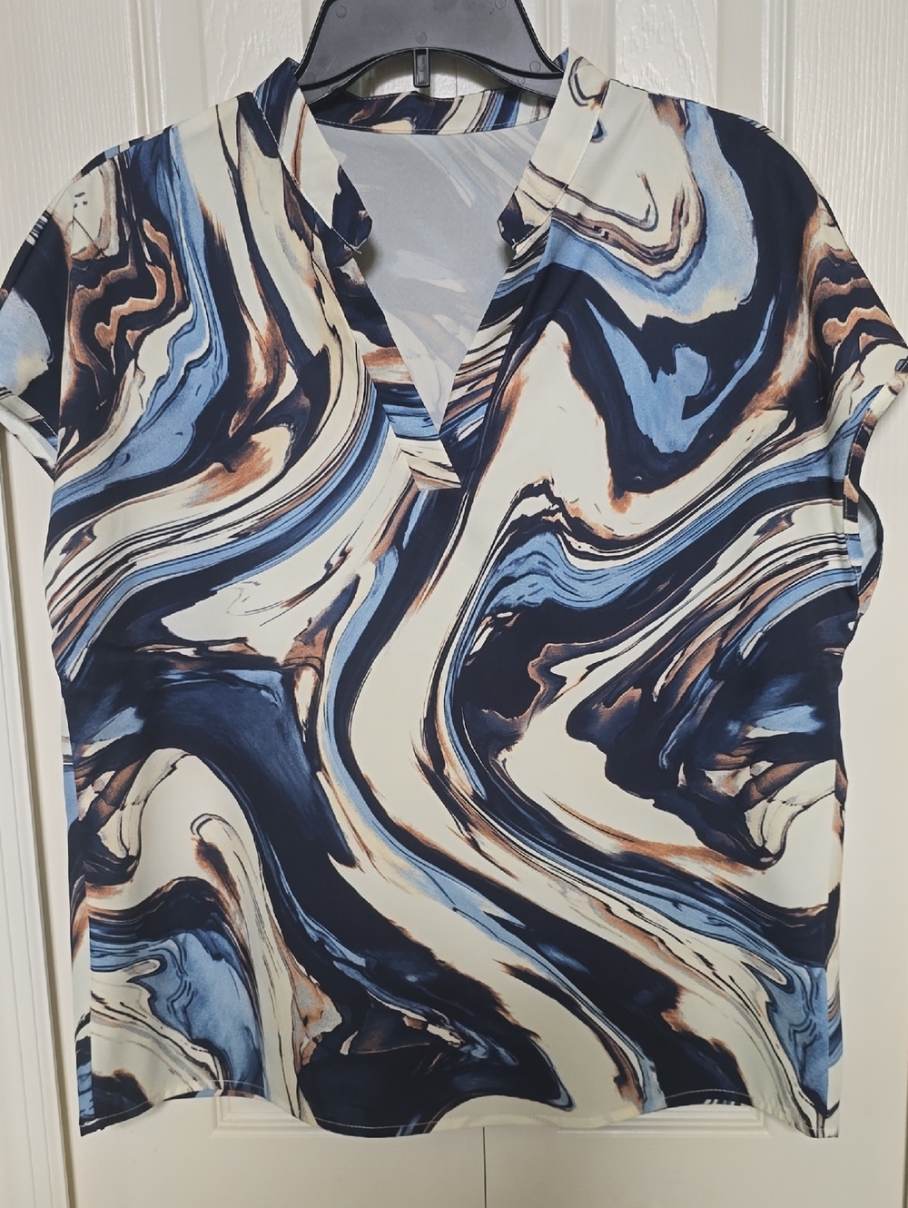 SHEIN Navy Marble-Print V-Neck Top with Cream & Brown Accents NWOT
